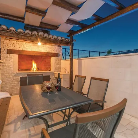 Three-bedroom Holiday In *