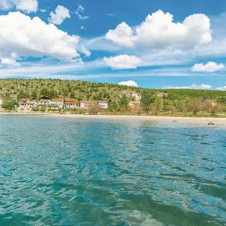 Casa vacanze Three-bedroom Holiday In