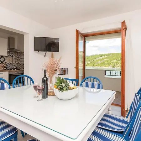 Casa vacanze Three-bedroom Holiday In